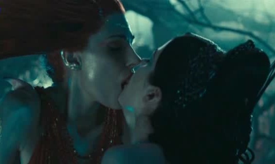 lesbian vampire killers – lesbian scenes from films